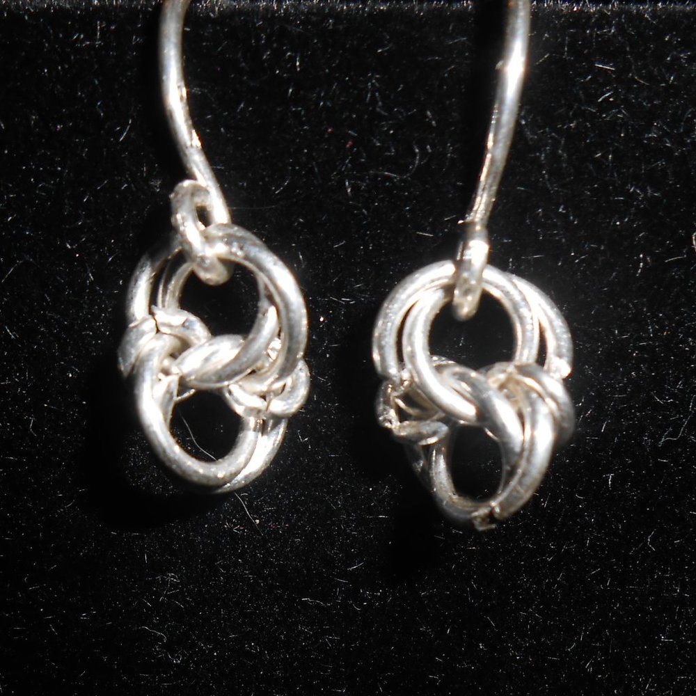 handcrafted sterling silver celtic knot earrings